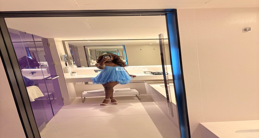 Classy high value ebony girl